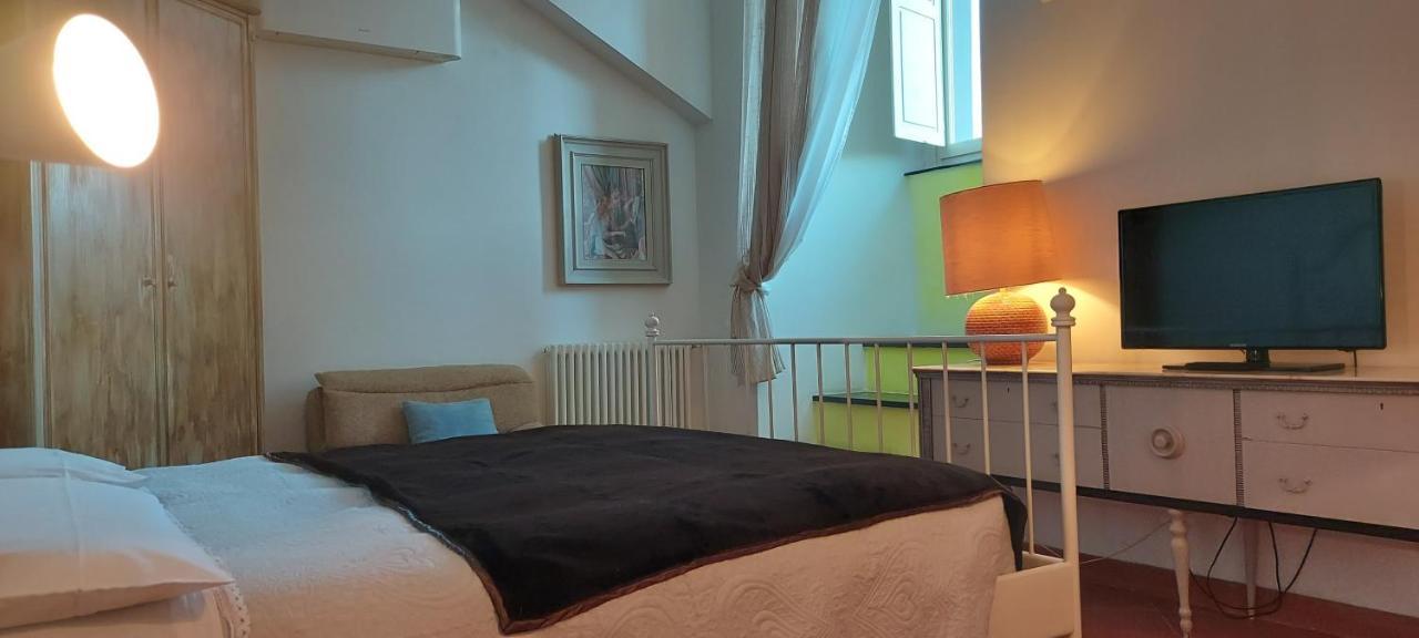 B&B Palazzo Oddo Albenga Extérieur photo