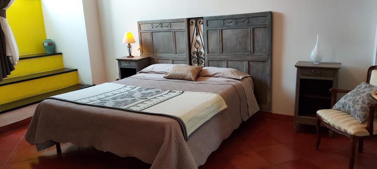 B&B Palazzo Oddo Albenga Extérieur photo