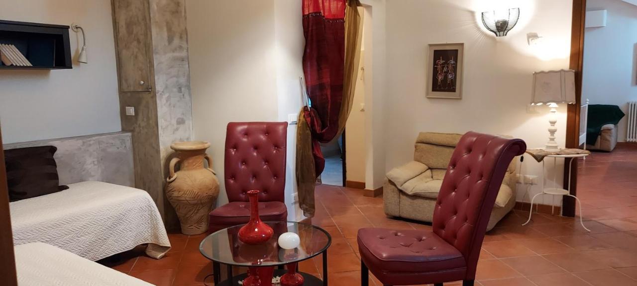 B&B Palazzo Oddo Albenga Extérieur photo