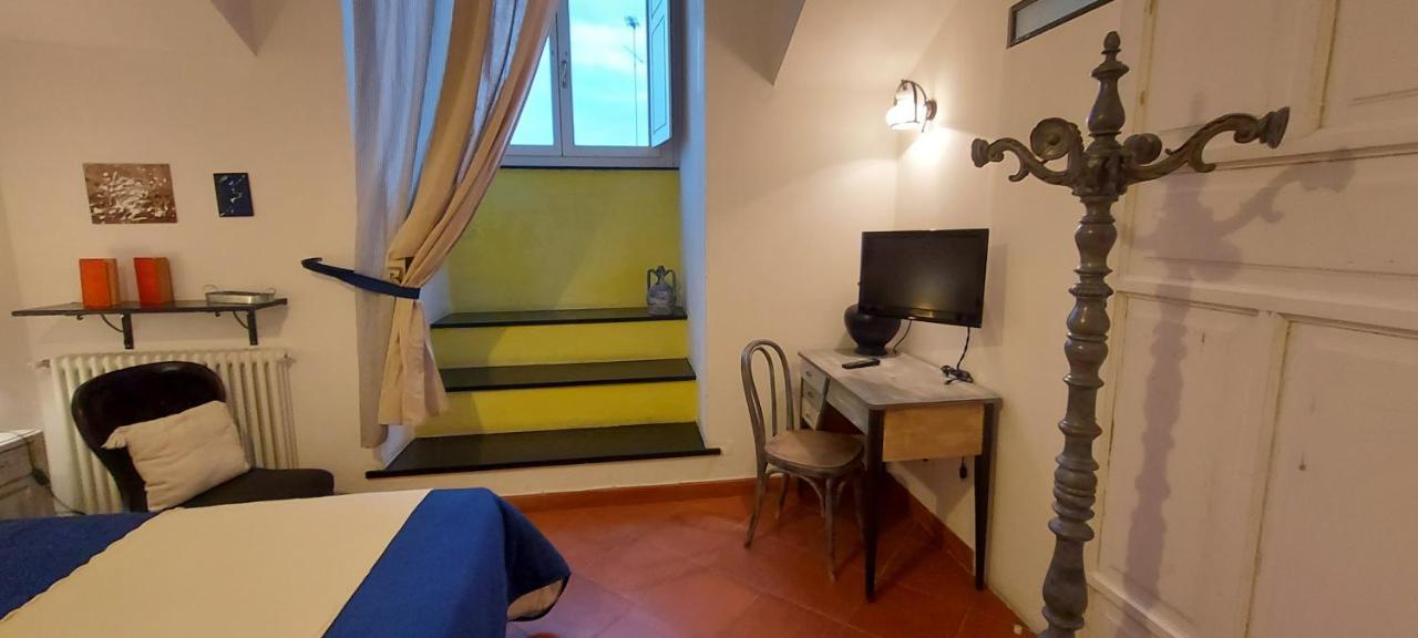 B&B Palazzo Oddo Albenga Extérieur photo