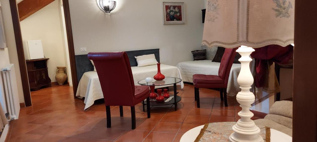 B&B Palazzo Oddo Albenga Extérieur photo