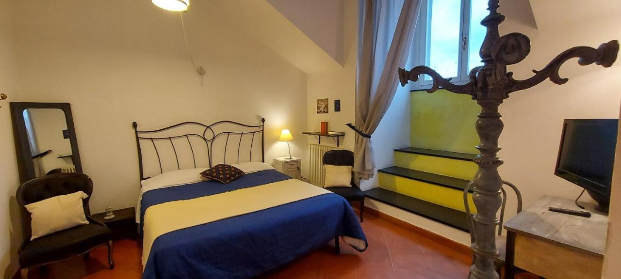 B&B Palazzo Oddo Albenga Extérieur photo