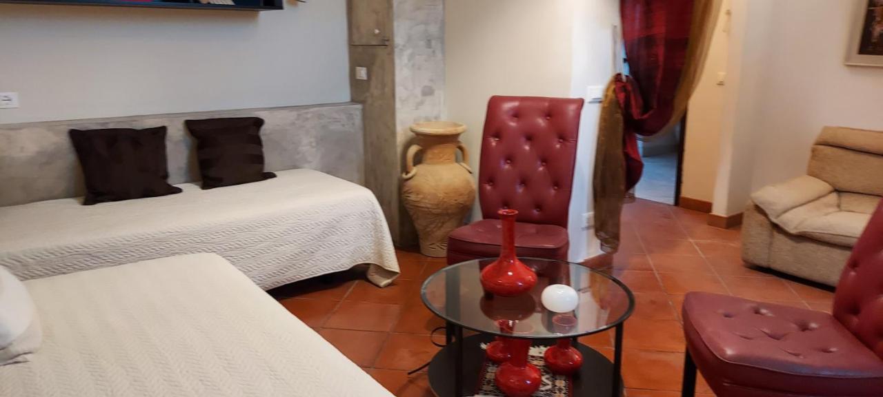 B&B Palazzo Oddo Albenga Extérieur photo