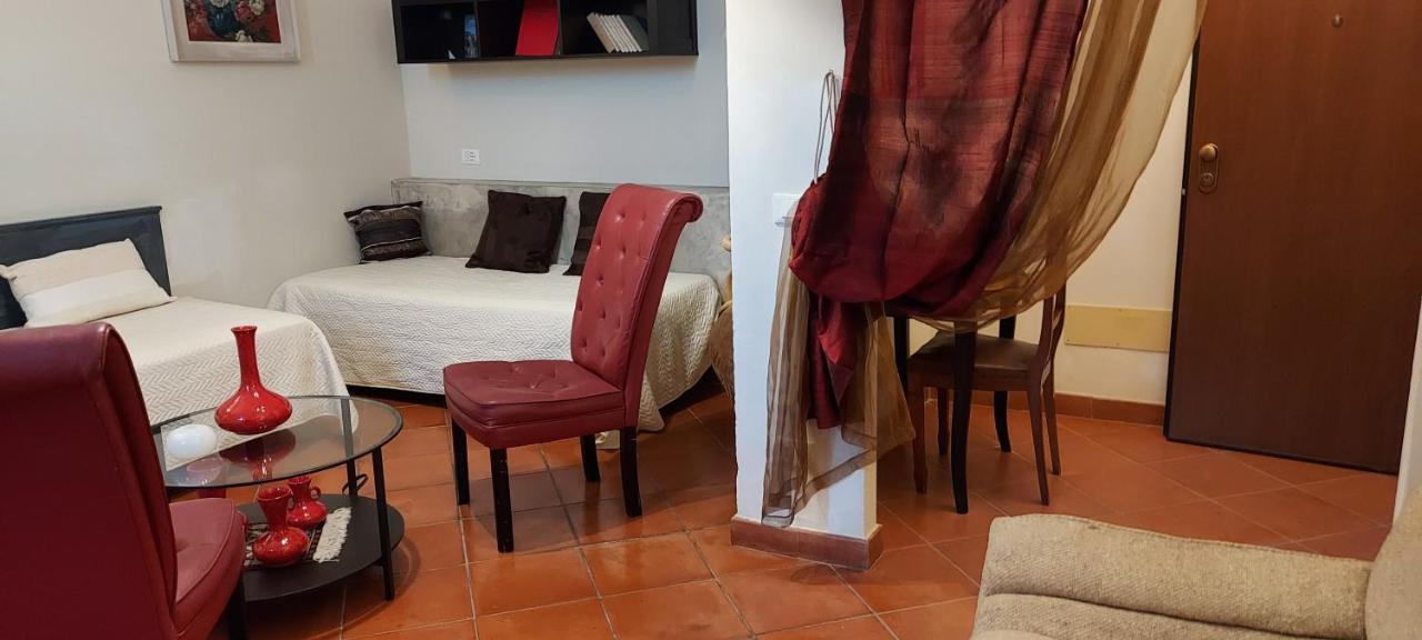 B&B Palazzo Oddo Albenga Extérieur photo