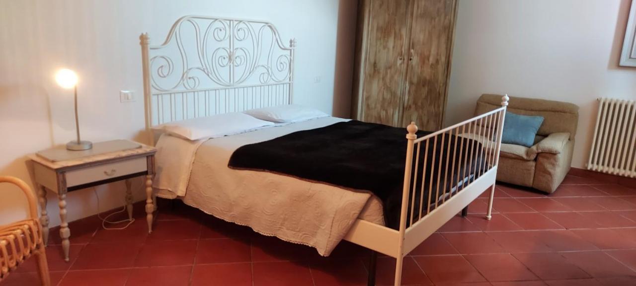 B&B Palazzo Oddo Albenga Extérieur photo